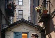 A Poor Student Took A Small Job To Clean The House Of An Elderly Woman Who Lived Alone In A Narrow Alley Near Downtown New York